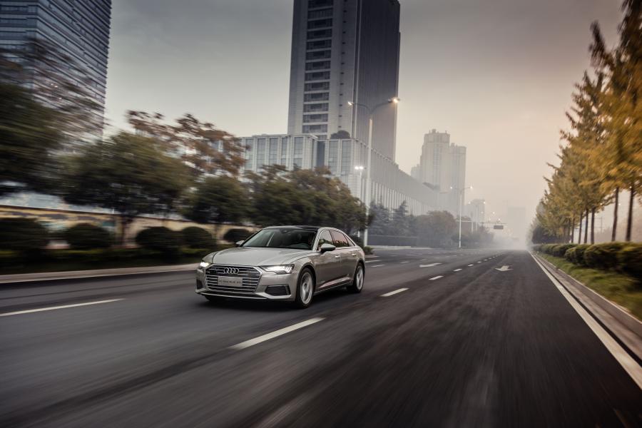  Audi A6L 55 TFSI Quattro (C8) 2019 года  (CN) (фото 9 из 41)